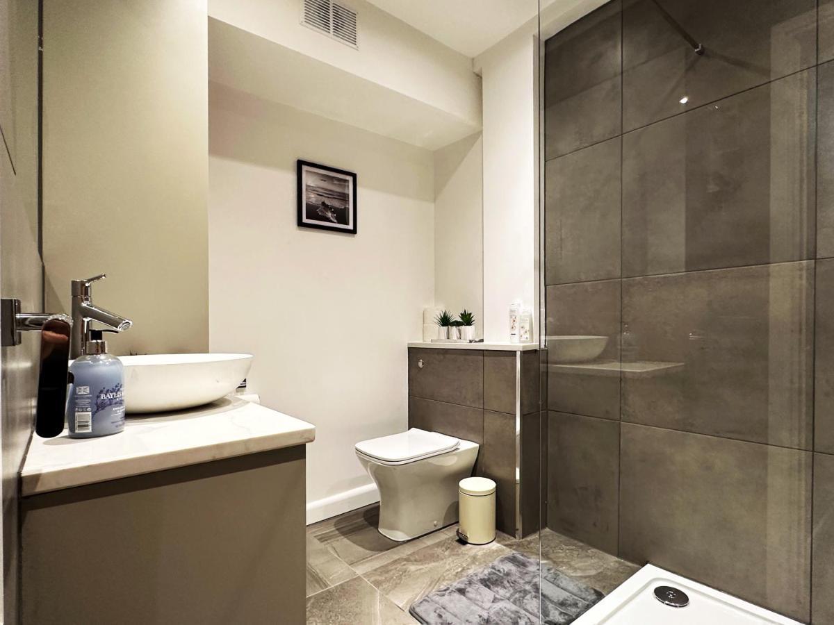Liam Place Near Hyde Park - 1 Double Bed, 1 Sofa Bed, Spacious Apartment, Private Entrance London Exterior foto